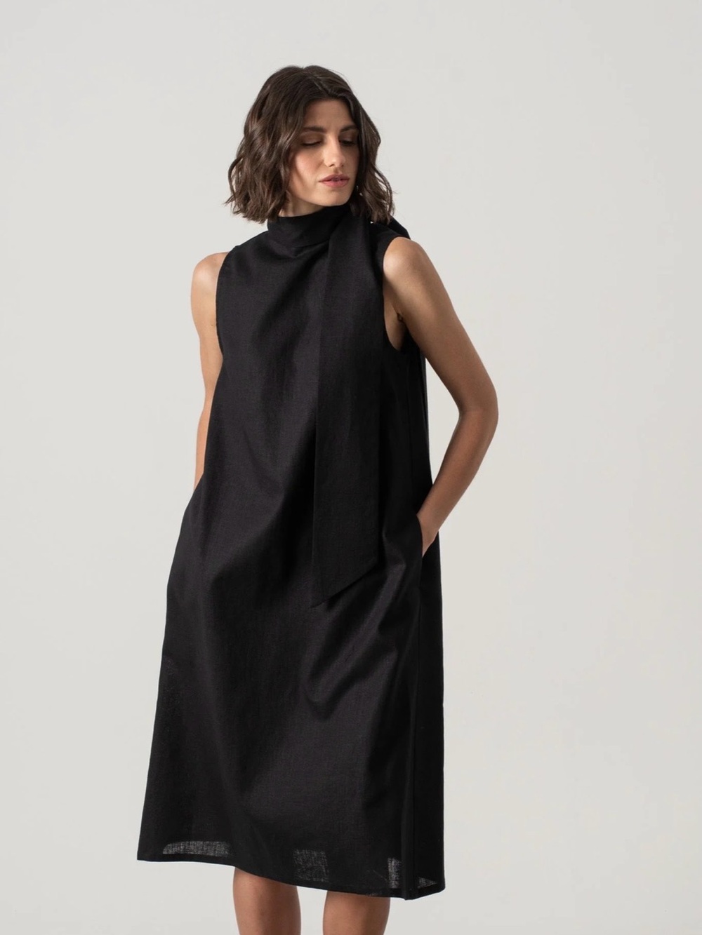 NWT LUXMII Axel Tie Dress Black 100% Linen Midi Sleeveless Rare